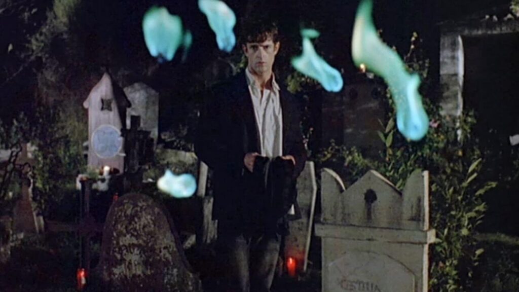 cemetery man - film zombie (1)