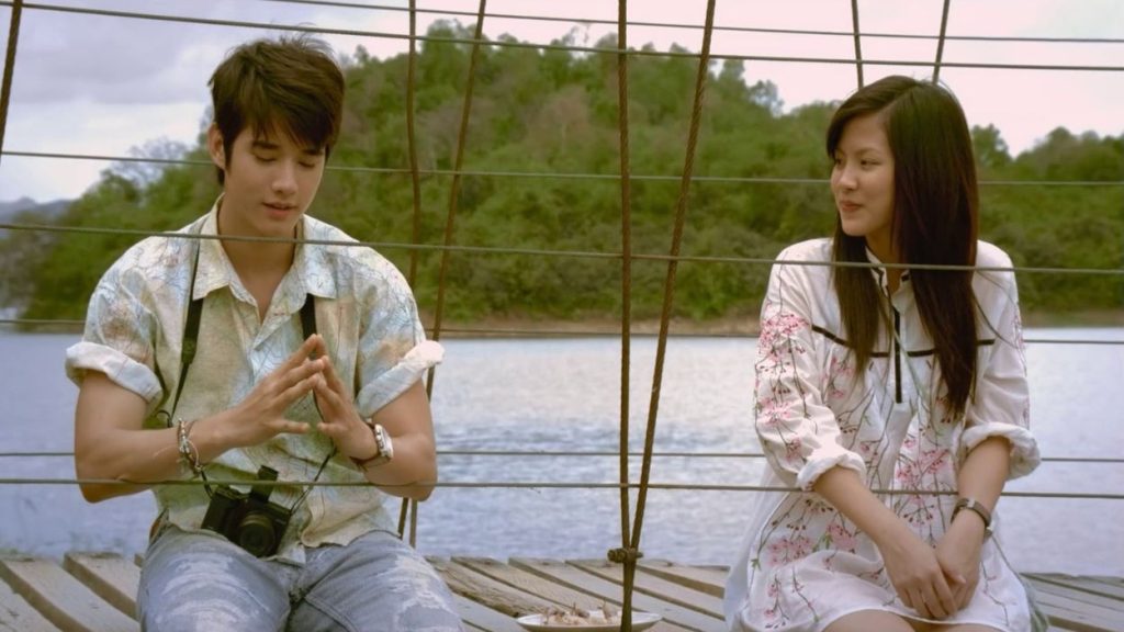 crazy little thing called love - Menonton.id (6)