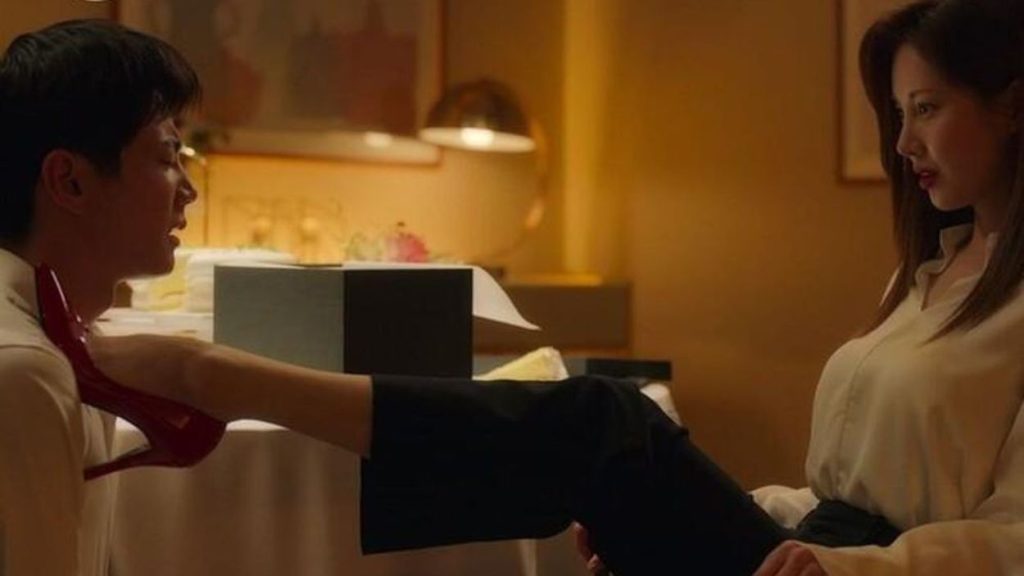 love and leashes - Menonton.id