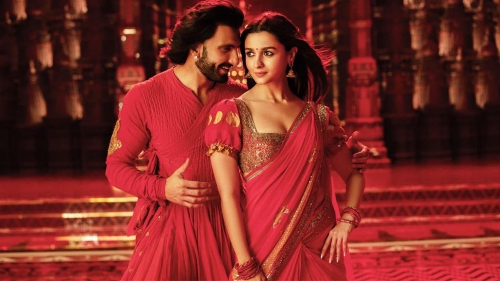 rocky aur rani kii prem kahaani - Menonton.id (1)