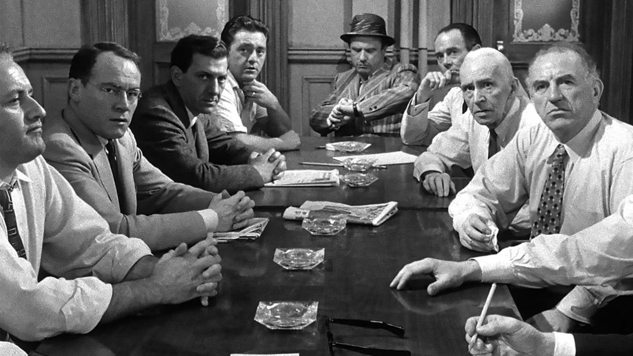 Three Angry Men Review 12 Angry Men (1957): Courtroom Drama Terbaik!