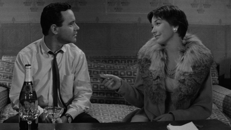 Review The Apartment (1960): Rom-com Manis Tapi Sinis